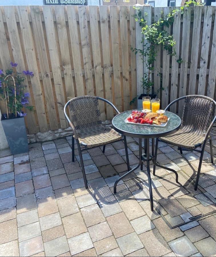 The Courtyard Apartment Brampton  Exterior photo